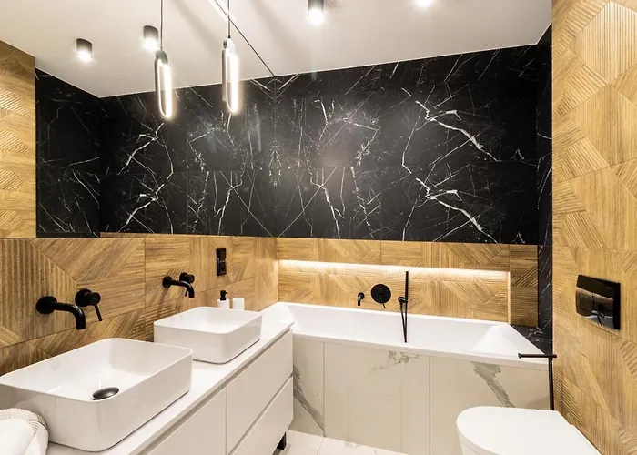 Kobiela Luxury Ktw Center Aparthotel 4*