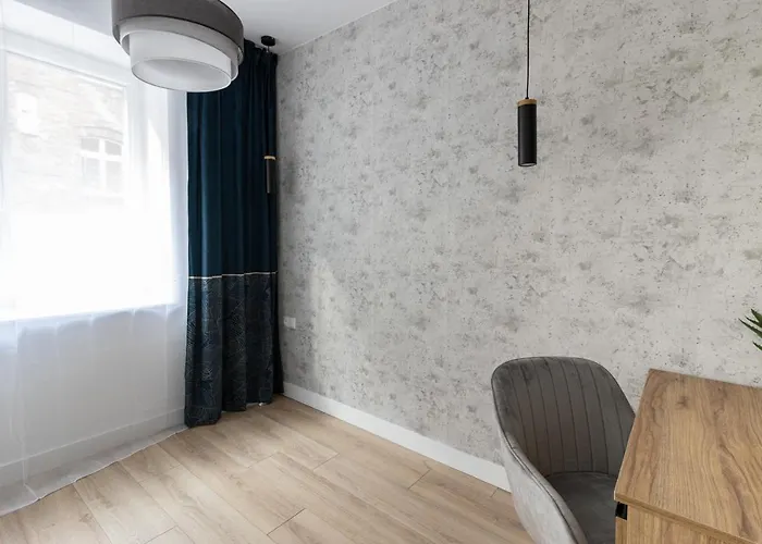 Kobiela Luxury Ktw Center 4*