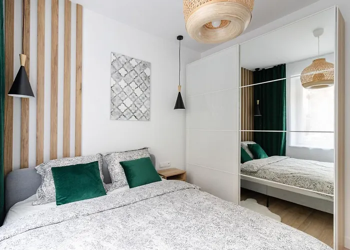 Kobiela Luxury Ktw Center מלון דירות 4*