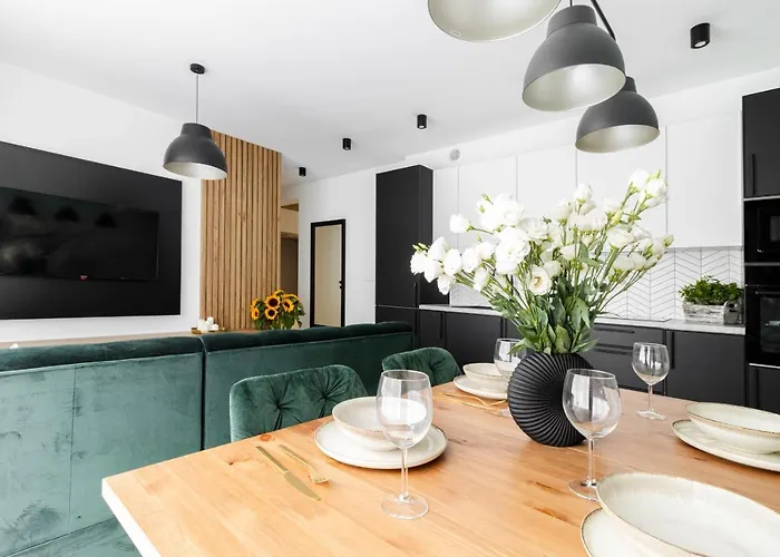 Kobiela Luxury Ktw Center Aparthotel 4*