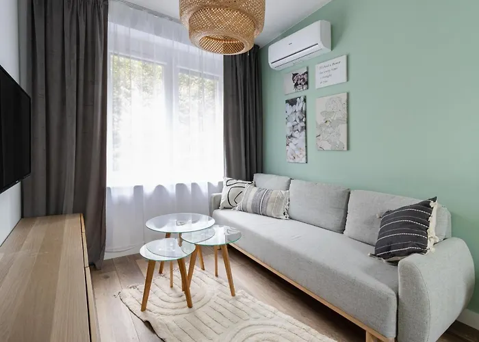 Kobiela Luxury Ktw Center