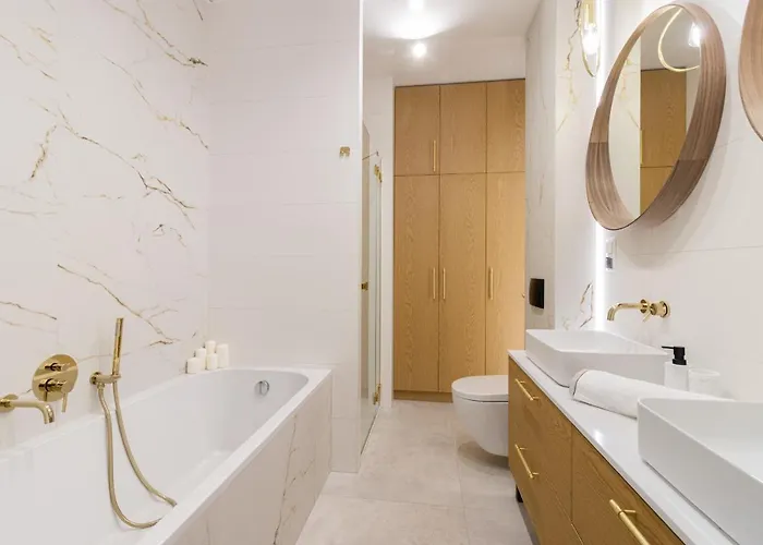 아파트호텔 Kobiela Luxury Ktw Center