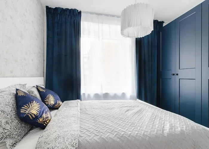 Kobiela Luxury Ktw Center 4*